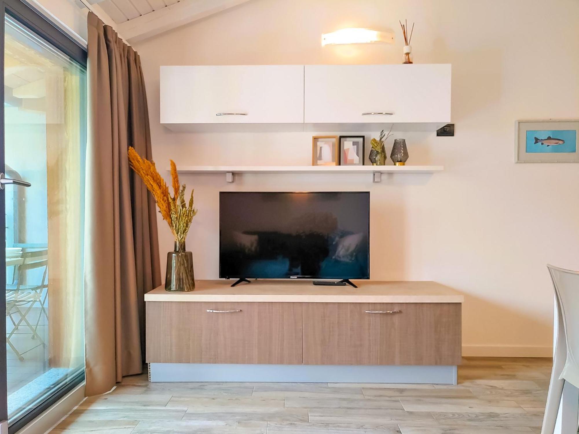 Dascio Dolce Ferienwohnung Panorama Balkon Am See Bagian luar foto