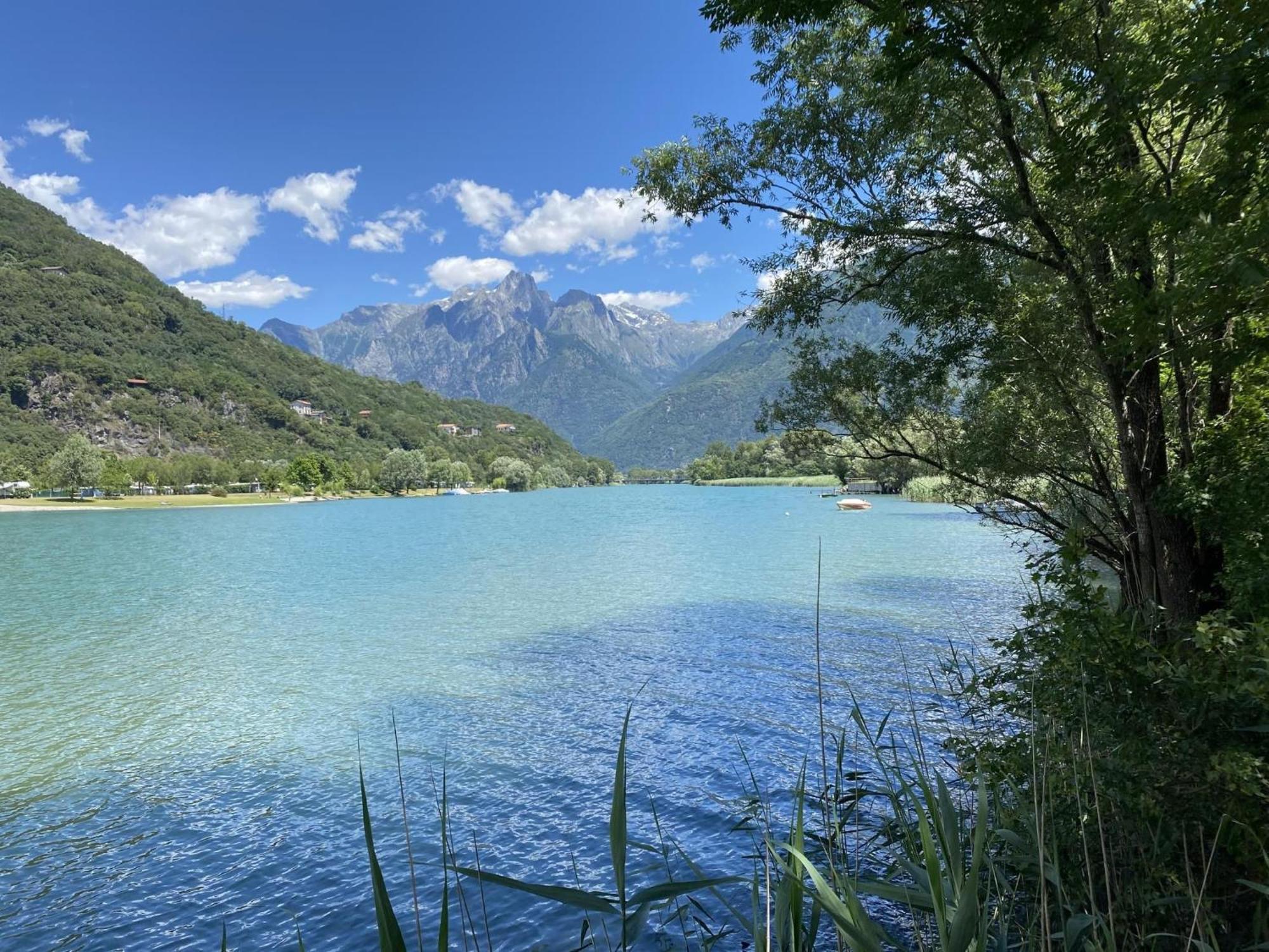 Dascio Dolce Ferienwohnung Panorama Balkon Am See Bagian luar foto