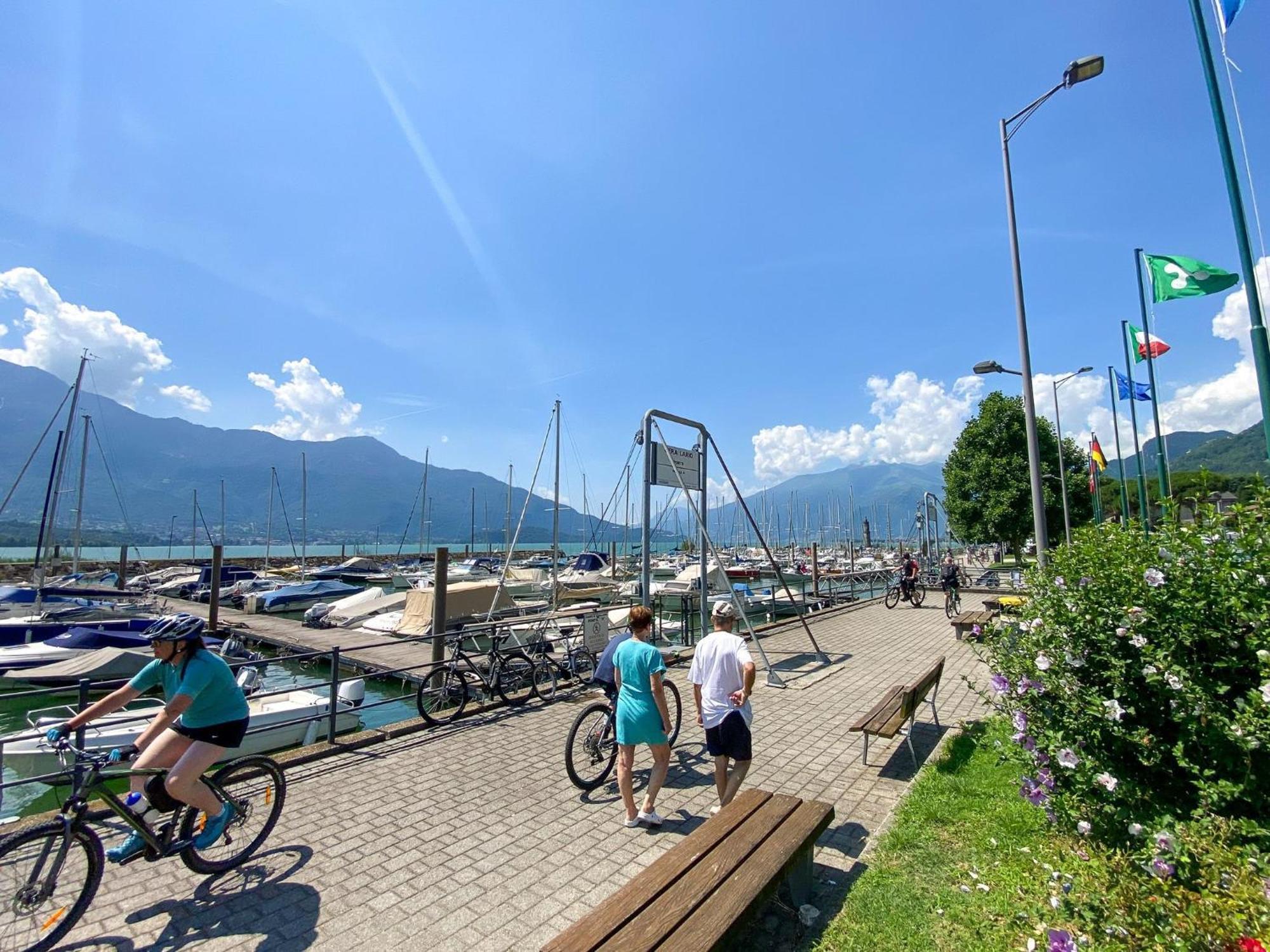 Dascio Dolce Ferienwohnung Panorama Balkon Am See Bagian luar foto