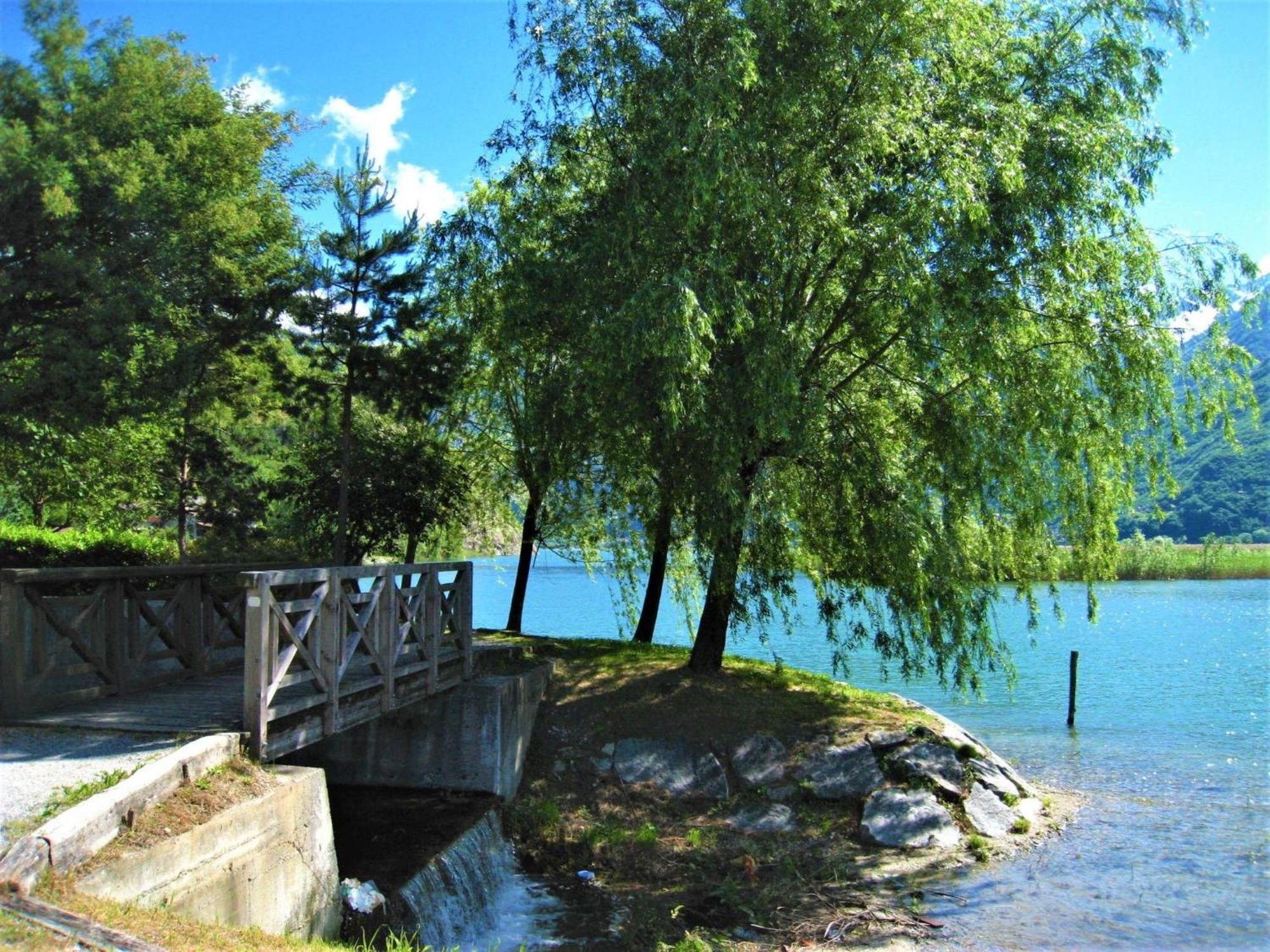 Dascio Dolce Ferienwohnung Panorama Balkon Am See Bagian luar foto